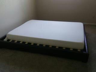 Queen size bed frame with mattress, 0