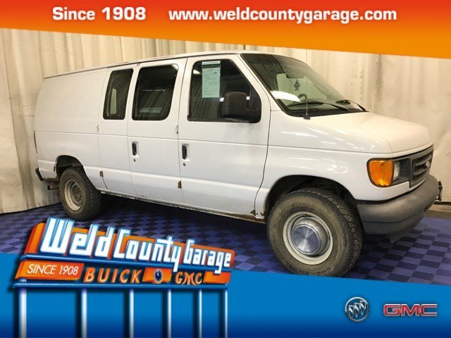 2004 Ford Econoline Cargo Van  Cargo Van