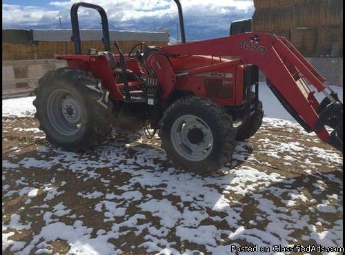 2000 Massey Ferguson 4243 Tractor