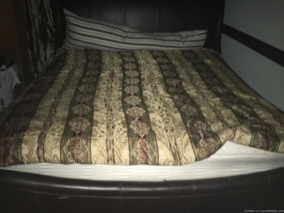 California King size bed
