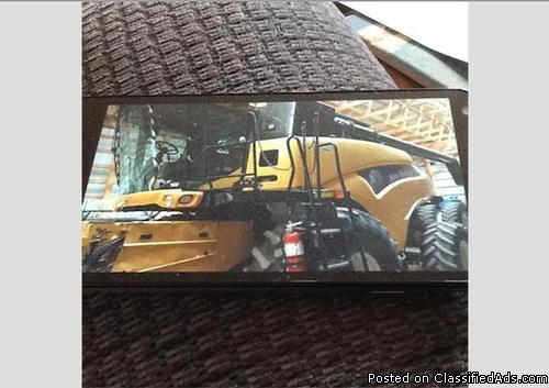 2009 New Holland CR 9070 Combine, 0