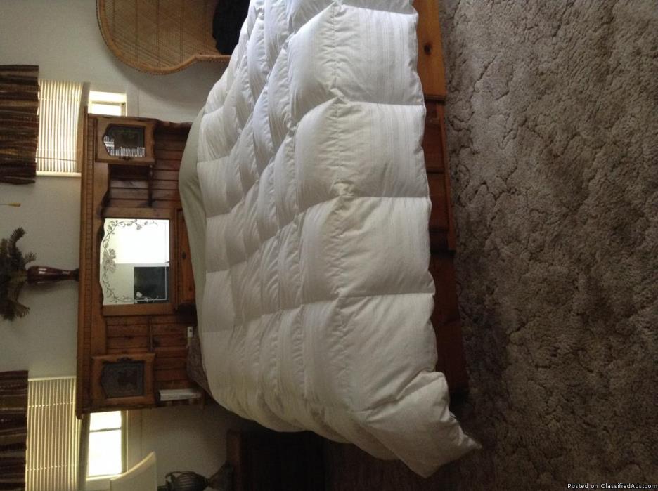 King Bed set w/Matress, couches and love seat, 1