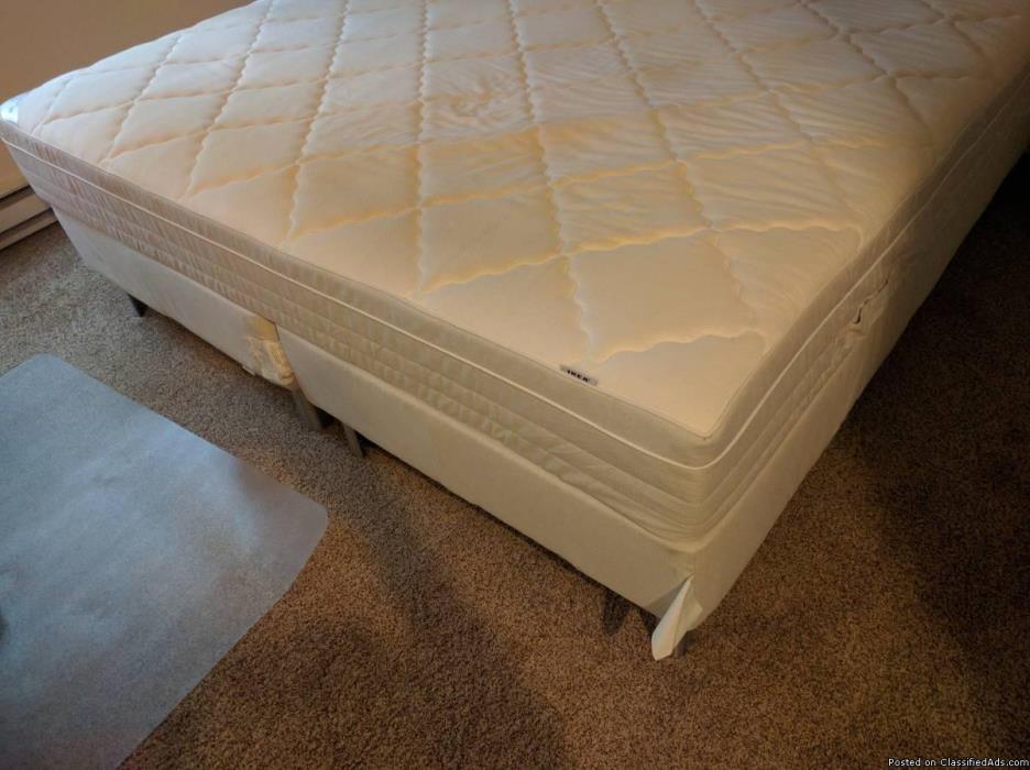 King Size Bed / Mattress memory firm w/ pillow top spring IKEA, 1