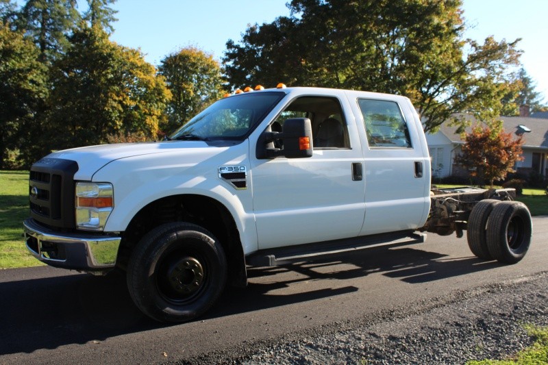 2009 Ford F-350 Crew Cab 4x4 Powerstroke Diesel - CAB & CHASSIS