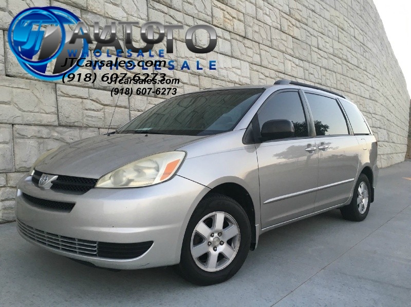 2005 Toyota Sienna CE-CARFAX 1 OWNER w/ 45 Service records!