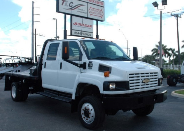 2009 Chevrolet C4500  Flatbed Truck