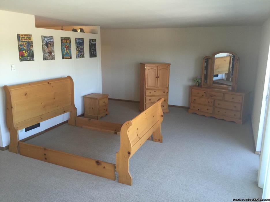 Pine bedroom set, 1