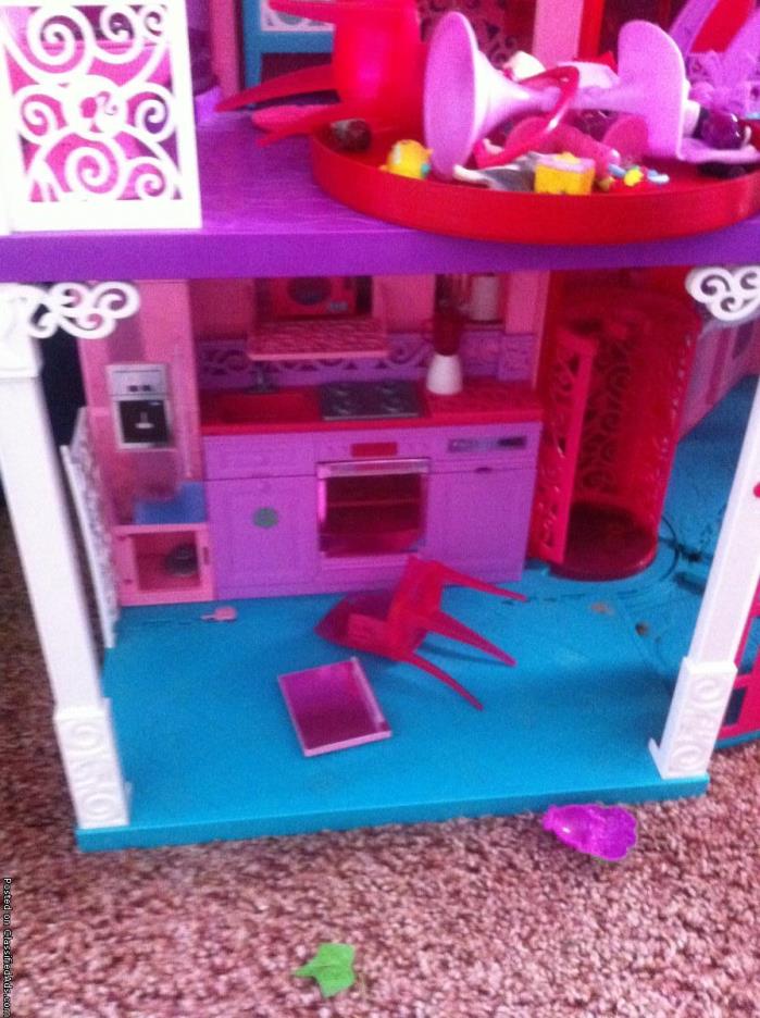 3 story Barbie Life Dream House, 1