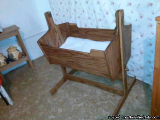 CRADLE/ SOLID OAK/ LOCALALLY CRAFTED, 0