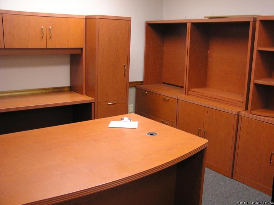 Complete set of office furniture