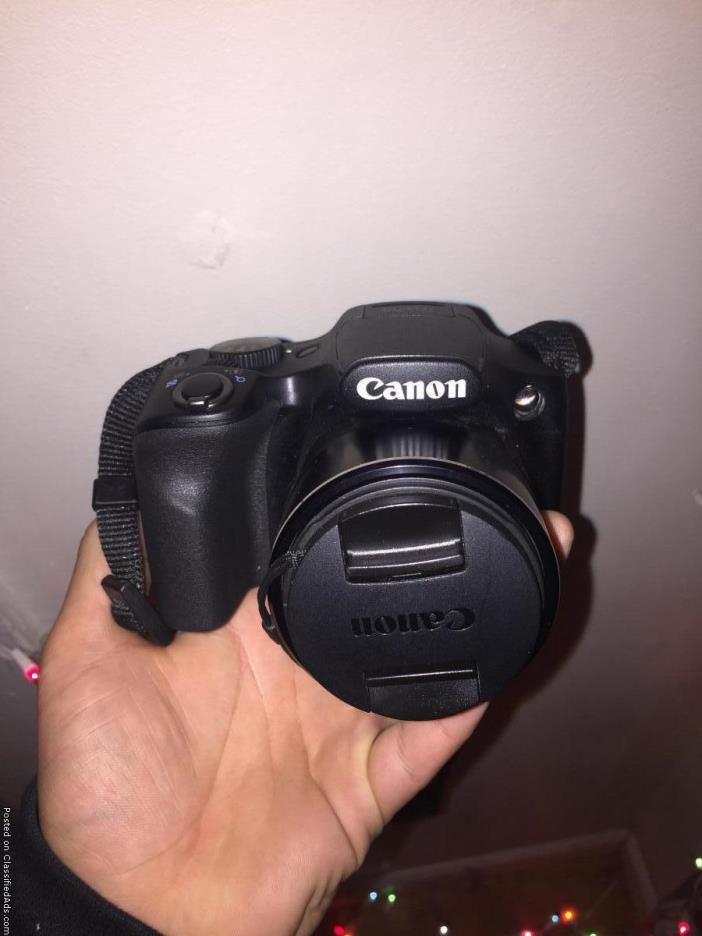 A pixel HD Nikon Cameron comes with case, 0