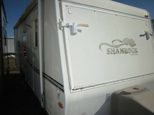2005  Shamrock RVs  23SS