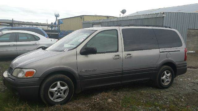 2000 Pontiac Montana Vision 4dr Passenger Van Extended