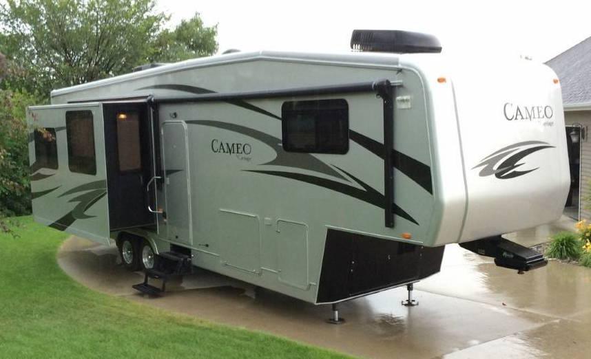 2011 CARRIAGE CAMEO F36FWS