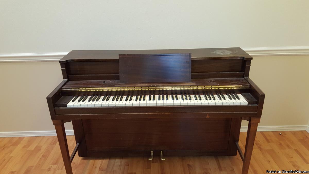 piano for sale, 0