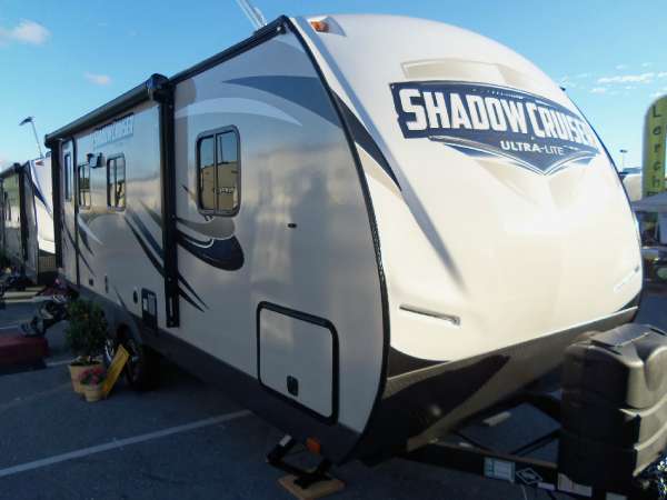 2016  Shadow Cruiser RV  225 RBS