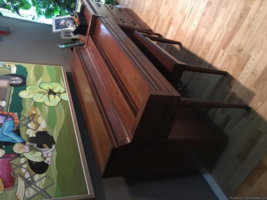Free piano great shape free because not used