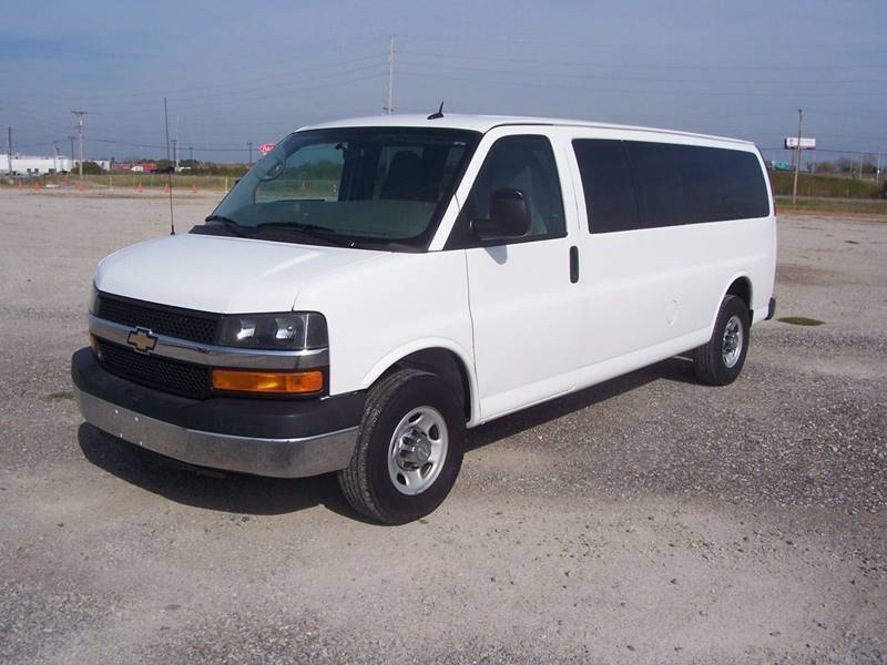 2014 Chevrolet Express  3500 3  Passenger Van