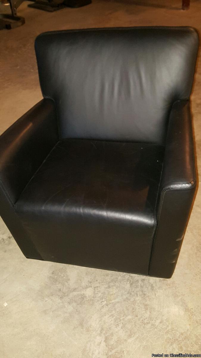 Black lounge chairs, 1