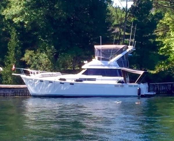 1990 Bayliner 3888 Motoryacht