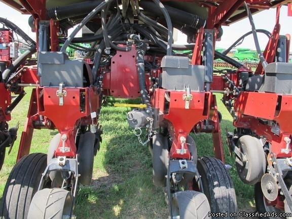 2014 Case IH 1255 16-Row Planter For Sale in Osage, Iowa  50461, 2