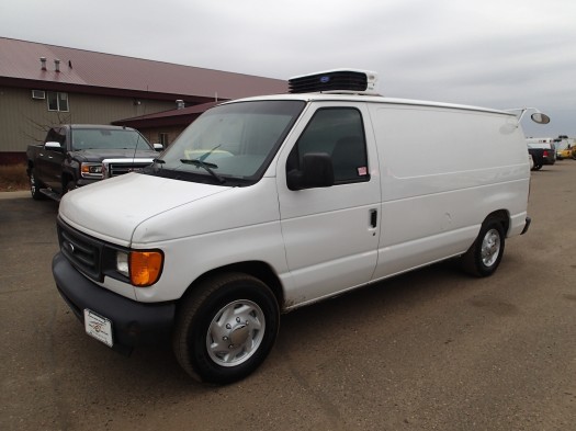 2006 Ford Econoline Refrigerated Van  Refrigerated Truck