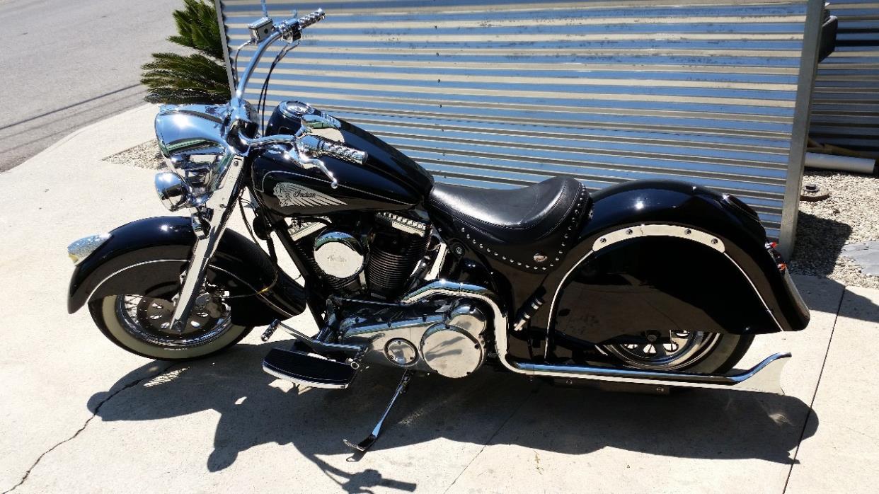 2016 Indian Roadmaster Thunder Black