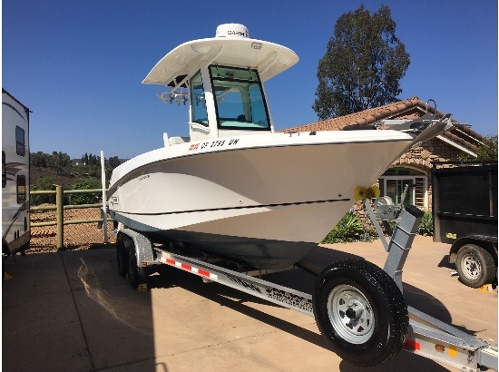 2009 Boston Whaler 250 Outrage