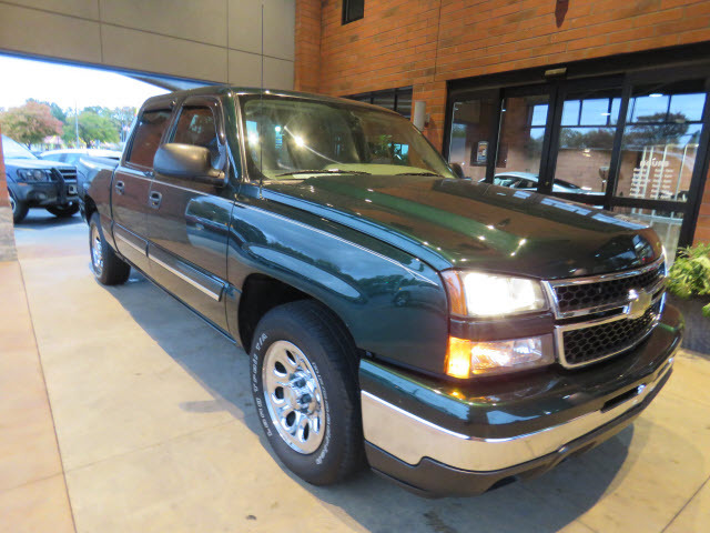 2006 Chevrolet Silverado 1500  Pickup Truck