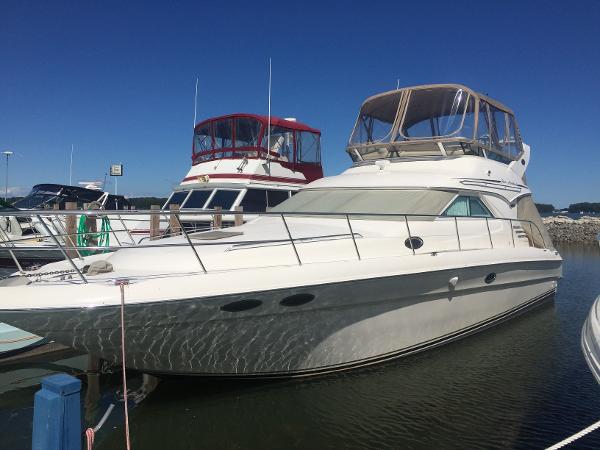 2002 Sea Ray 40 Sedan Bridge