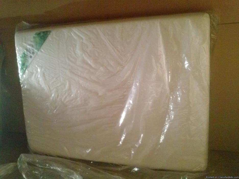 (Full) Ashley Memory Foam mattress Set, 0