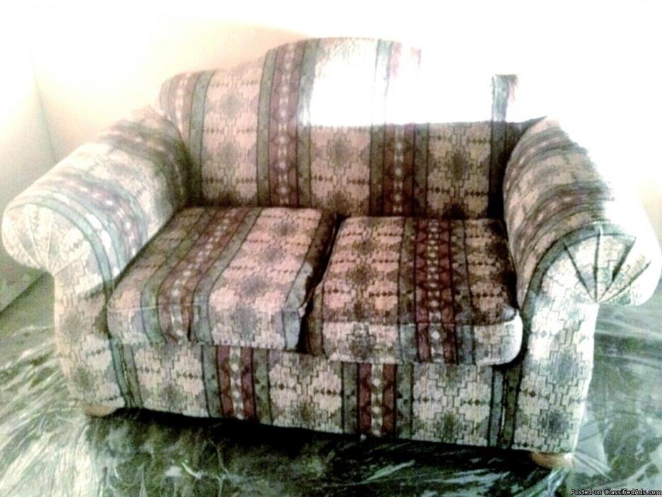 adorable loveseat for sale