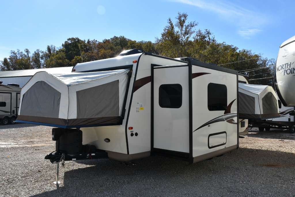 2017 Forest River 233S ROCKWOOD ROO