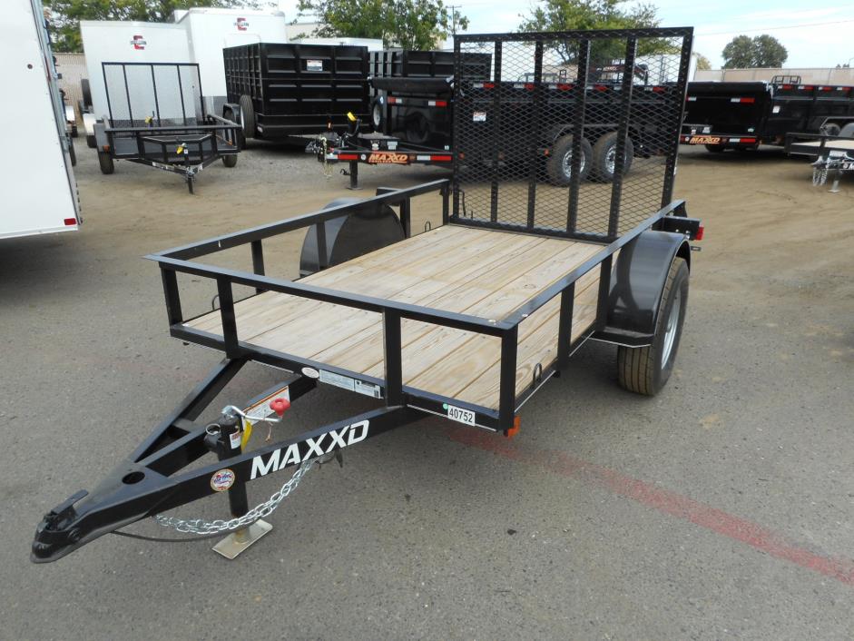 2016  Maxey Trailers Mfg. Inc.  8'x61