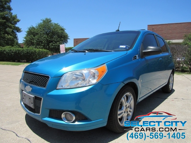 2009 Chevrolet Aveo LT (Carfax Certified Two Owner )