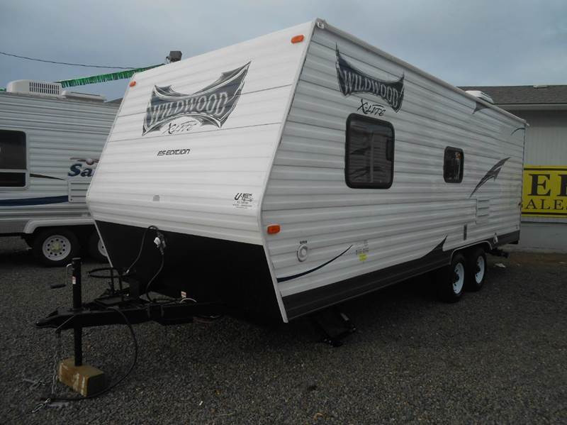 2014 Forest River Wildwood T235BH