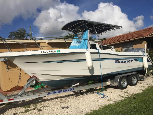 1997 Ranger 250C Sportfisherman