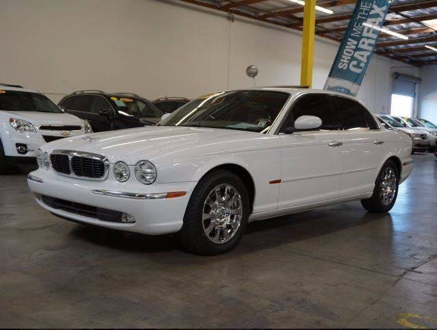 2004 Jaguar XJ-Series XJ8 4dr Sedan