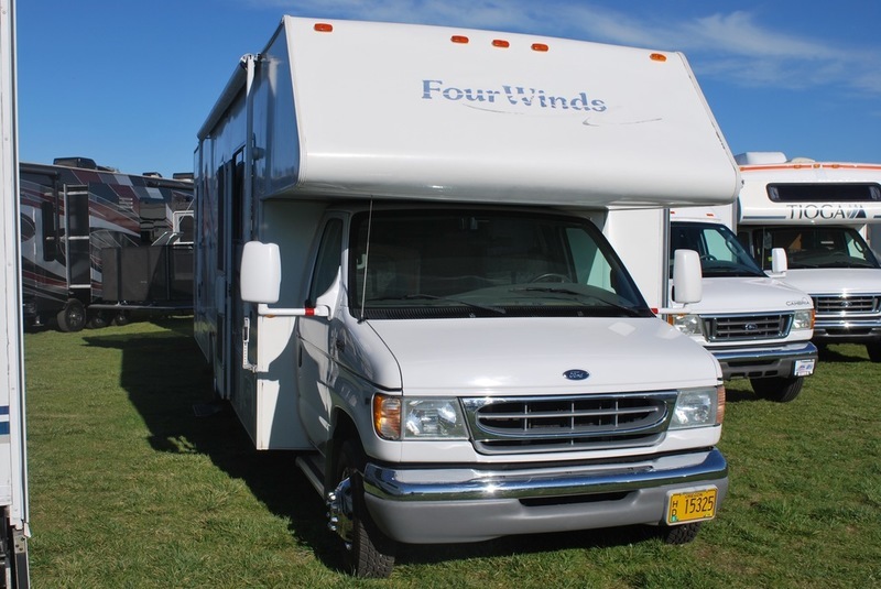 Thor Motor Coach FOUR WINDS 31S