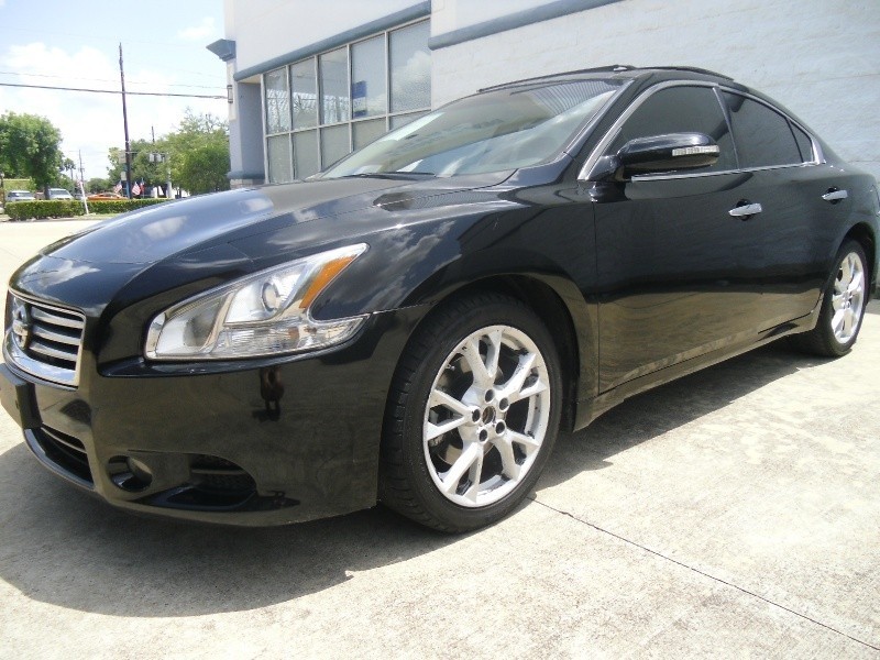 ****2013 Nissan Maxima 4dr Sdn 3.5 S**** BEAUTIFUL AND CLEAN ****