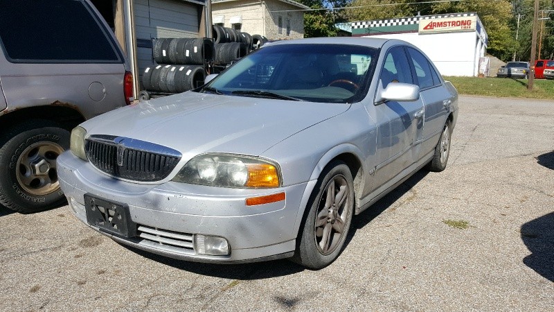 2001 Lincoln LS 4dr Sdn V6 Auto