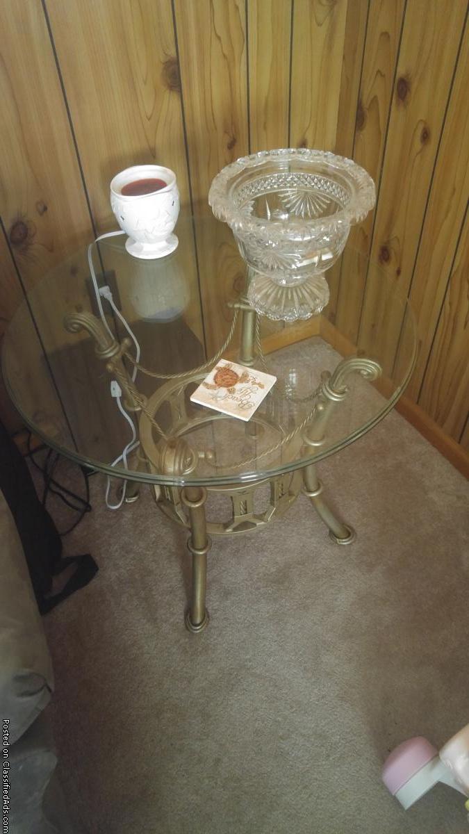 Coffee table and end tables, 1
