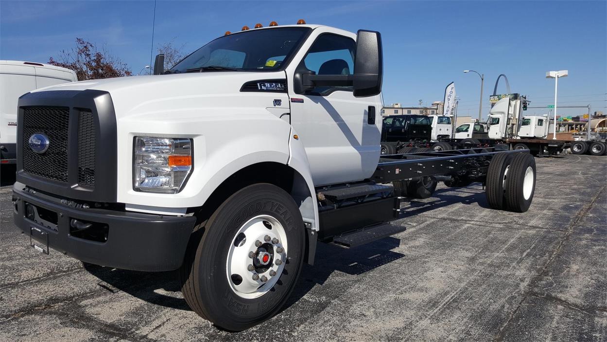 2016 Ford F650 Xl Sd  Cab Chassis