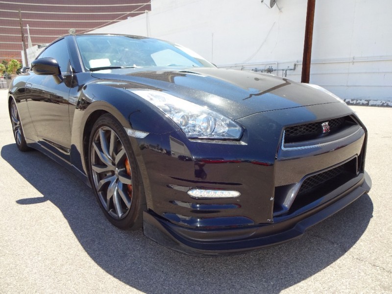 2014 Nissan GT-R 2dr Cpe Black Edition