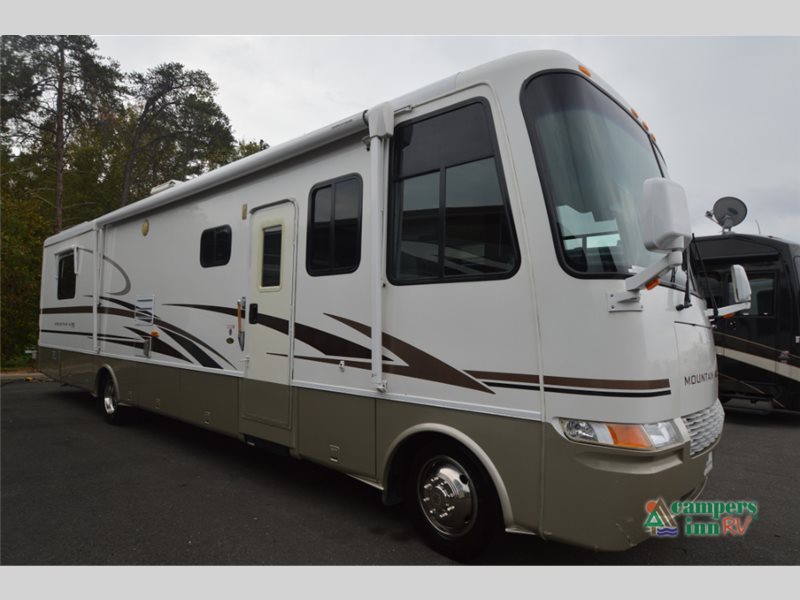 2001 Newmar Mountain Aire 3758