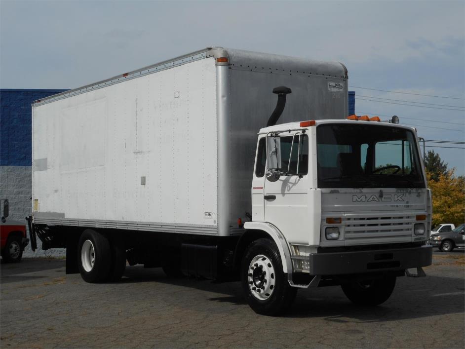 1994 Mack Midliner Ms200p  Box Truck - Straight Truck