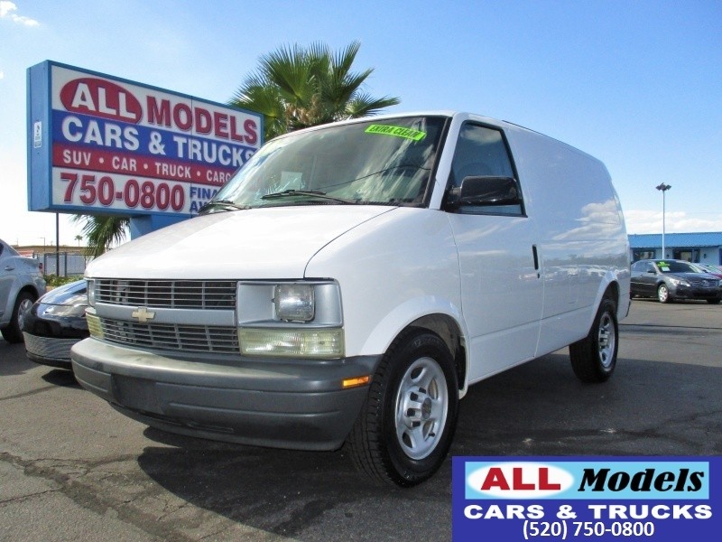 2004 Chevrolet Astro Cargo Van with Shelves  Extremely Clean