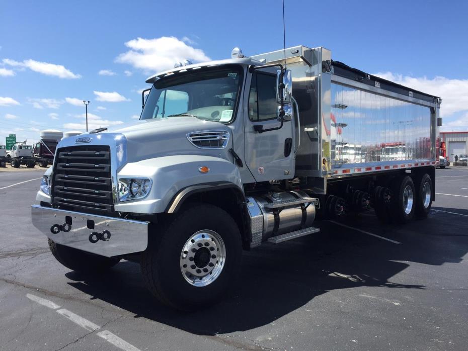 2016 Freightliner 114sd  Dump Truck