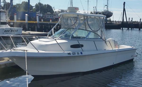 2001 Wellcraft 235 WA