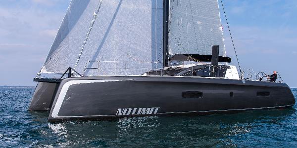 2015 Outremer Carbon 60